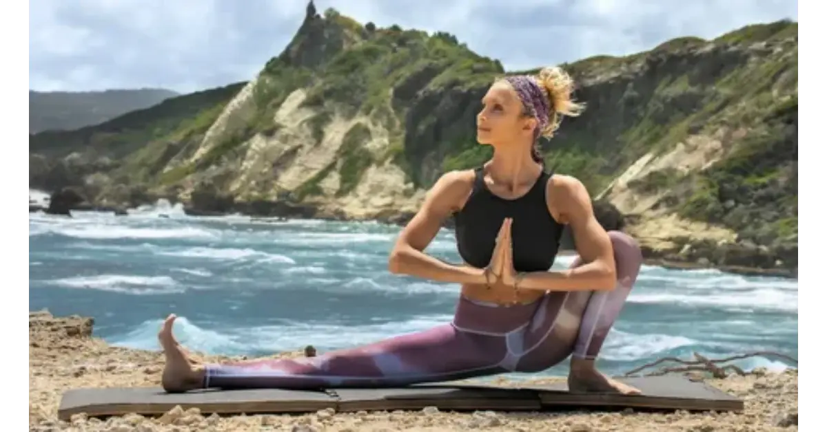 Flow Yoga