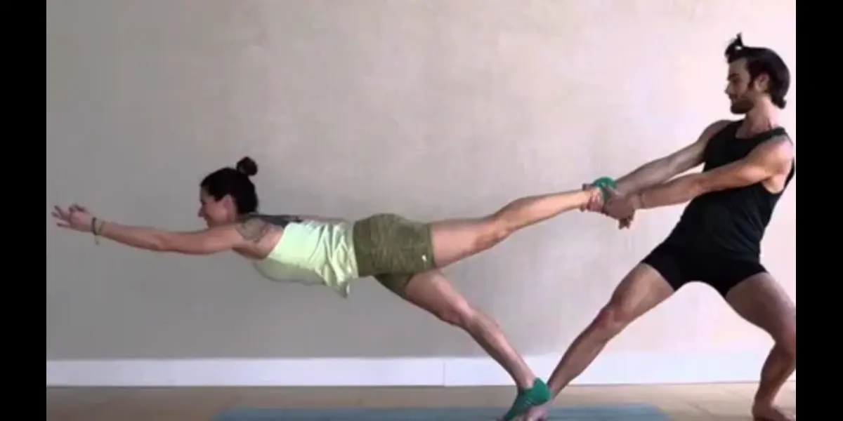 2-Person Yoga Poses